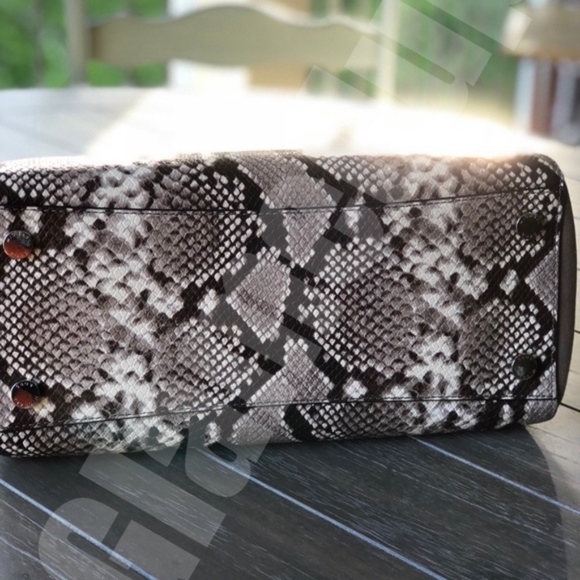 Michael Kors Ciara Large Natural Python Print Bag - Picture 4 of 8